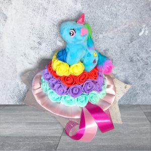 ovis ballagócsokor, rózsaszín alapon, szivárványos habrózsa díszítéssel, tüllel és egy aranyos kék unikornissal